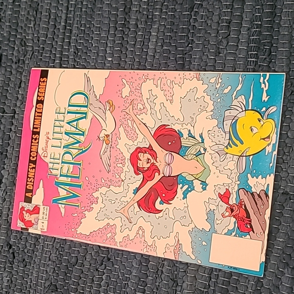 Disney's The Little Mermaid comic book - Picture 1 of 8
